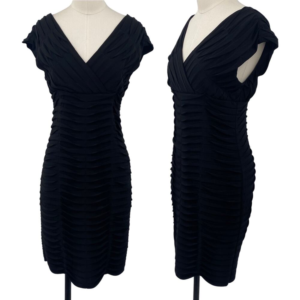 Nightway Pleated Mini Sheath Dress Bodycon Tiered V Neck Cap Sleeve Black size 4